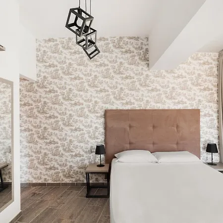 Guest house Adelante San Giovanni Rome