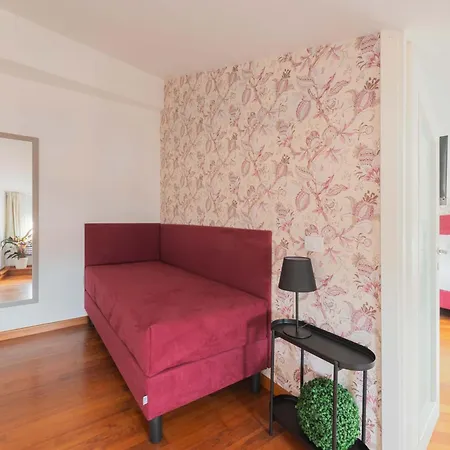 Adelante San Giovanni 게스트하우스 로마