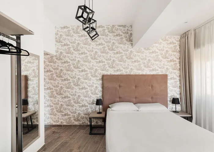 Guest house Adelante San Giovanni Rome